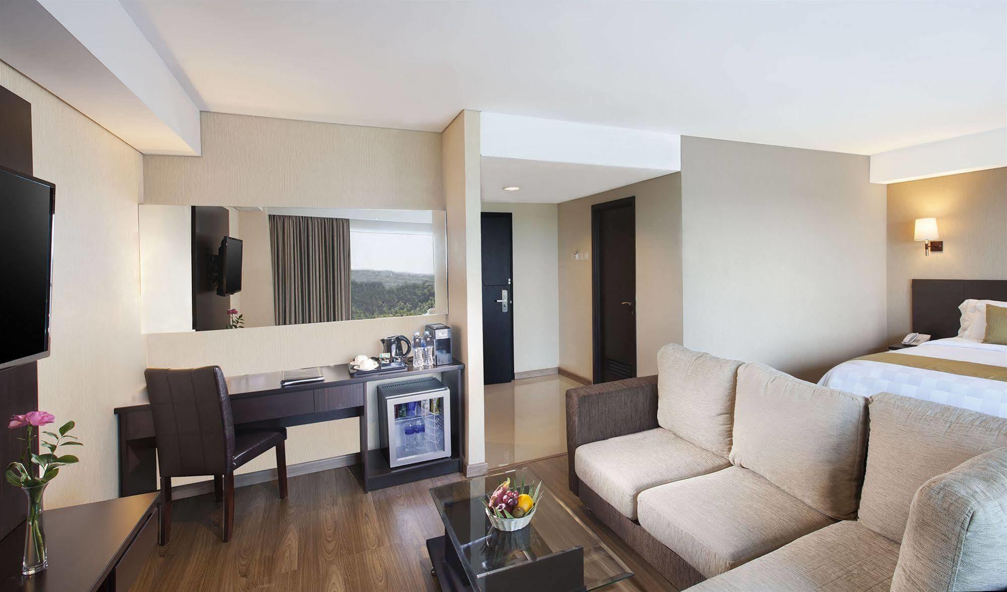 Best Western Premier The Hive Jakarta Ngoại thất bức ảnh